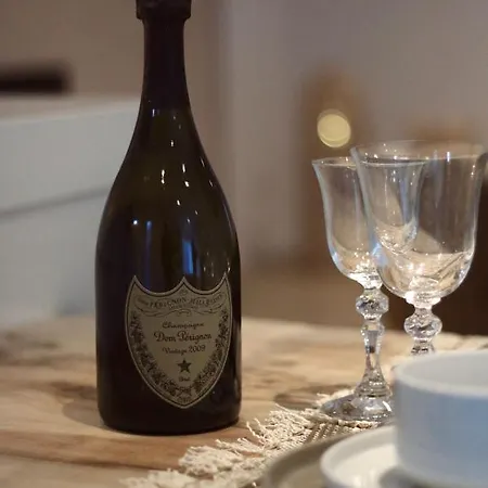 Casa Honey Bed & Breakfast